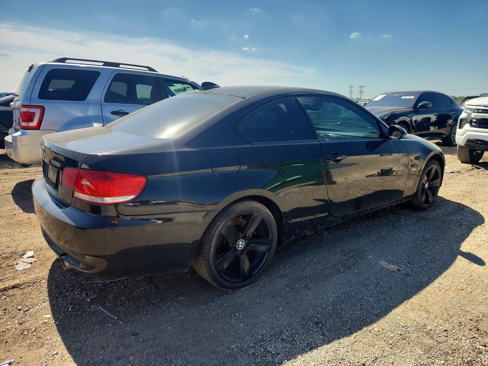 Foto 3 de la subasta – 2009 BMW 335 con VIN WBAWC73589E067895