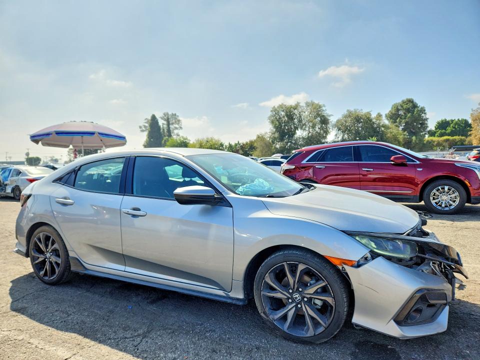 Снимка 4 от търг – 2020 HONDA CIVIC с VIN SHHFK7H49LU401863