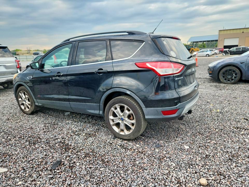 Photo 2 from auction – 2015 FORD ESCAPE with VIN 1FMCU9G99FUC79813