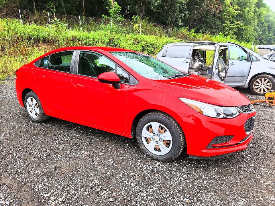 Photo 4 from auction – 2017 CHEVROLET CRUZE with VIN 1G1BC5SM4H7130419