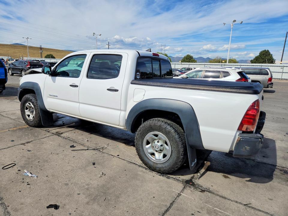 Снимка 2 от търг – 2012 TOYOTA TACOMA с VIN 5TFLU4EN9CX046645