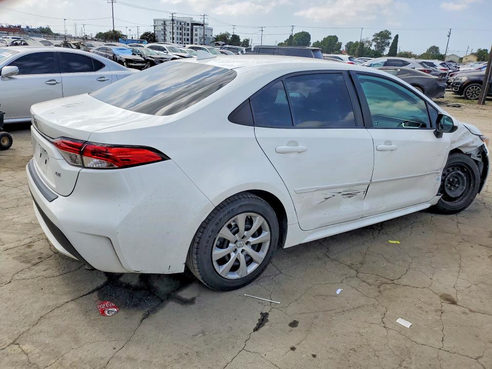 Снимка 3 от търг – 2022 TOYOTA COROLLA с VIN 5YFEPMAE7NP289085