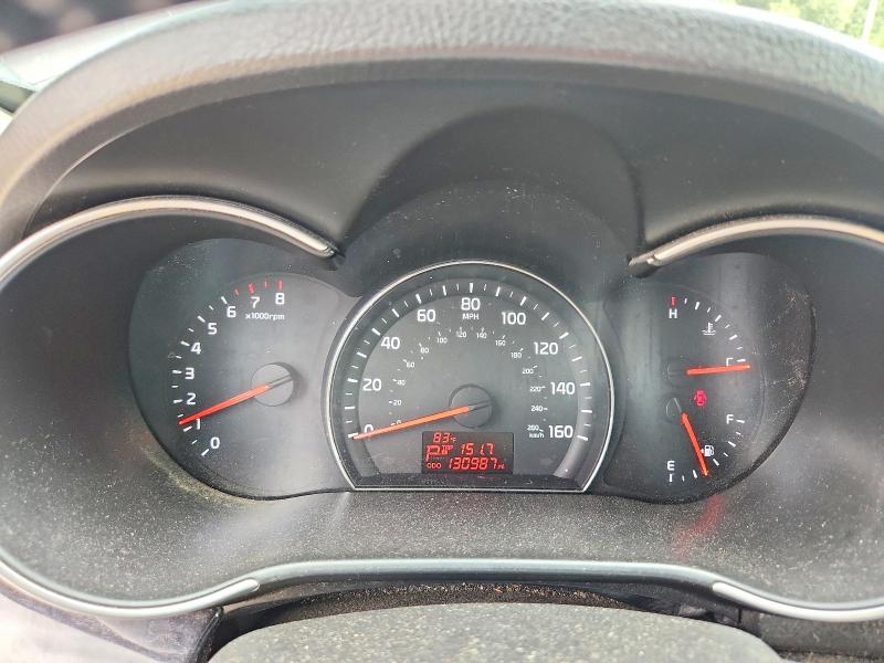 Photo 9 from auction – 2014 KIA SORENTO with VIN 5XYKTDA66EG477110