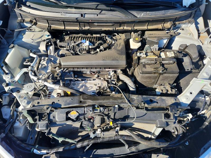 Снимка 12 от търг – 2018 NISSAN ROGUE с VIN 5N1AT2MT2JC828865