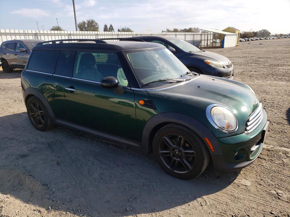 Photo 4 from auction – 2011 MINI COOPER with VIN WMWZF3C54BTX82199