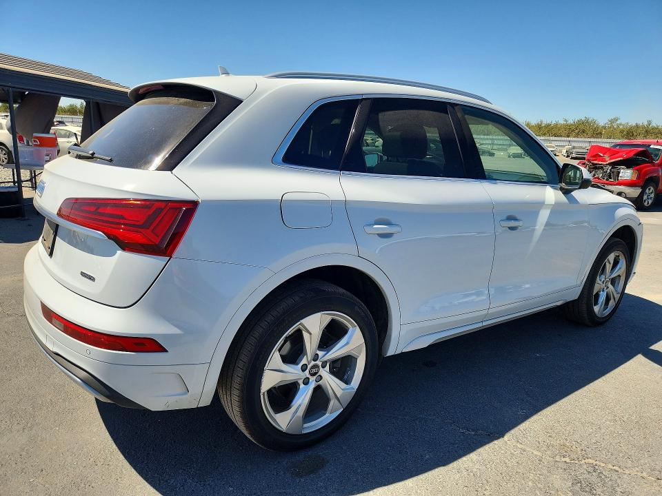 Photo 3 from auction – 2021 AUDI Q5 with VIN WA1BAAFY3M2130898