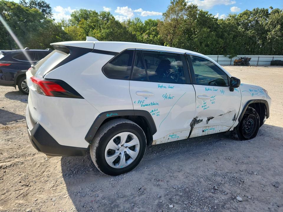 Photo 3 from auction – 2023 TOYOTA RAV 4 with VIN 2T3H1RFV6PC220709
