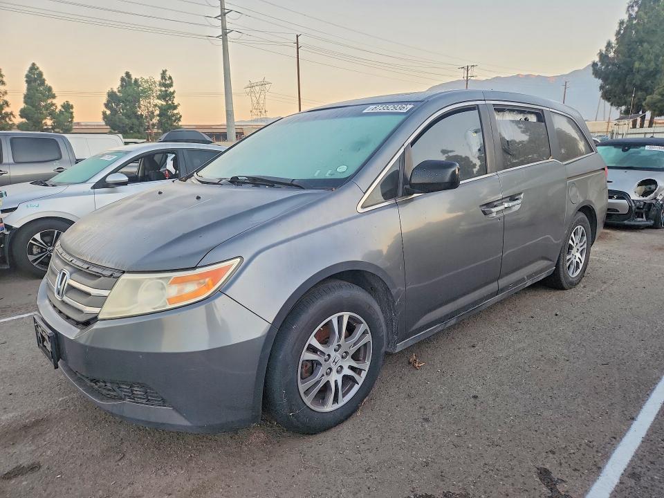 HONDA ODYSSEY 2012 with VIN 5FNRL5H6XCB061530 - Photo from auction