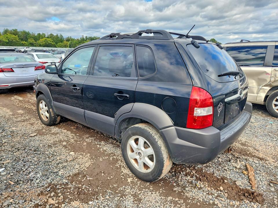 Photo 2 from auction – 2006 HYUNDAI TUCSON with VIN KM8JN72D56U455034