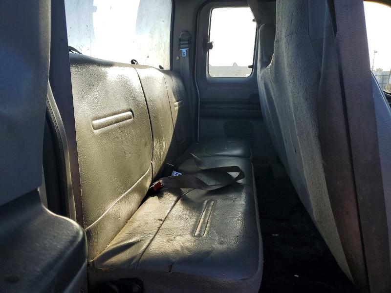 Photo 10 from auction – 2002 FORD F250 with VIN 1FTNX20LX2EC28620