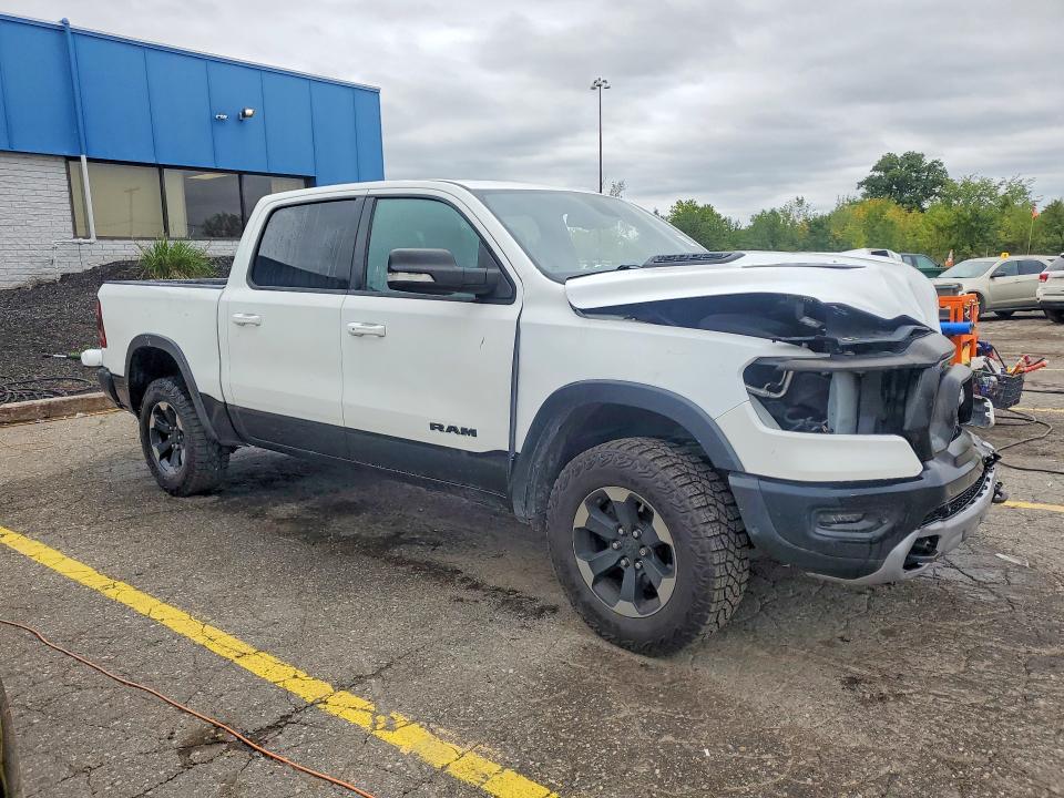 Photo 4 from auction – 2019 RAM 1500 with VIN 1C6SRFLT8KN704404