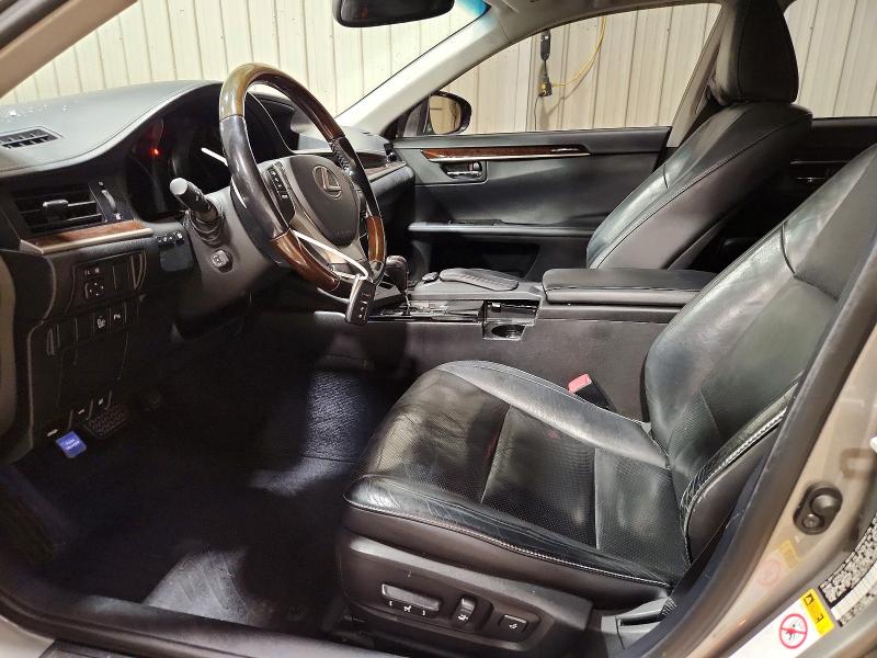 Foto 7 de la subasta – 2015 LEXUS ES con VIN JTHBK1GG5F2190305