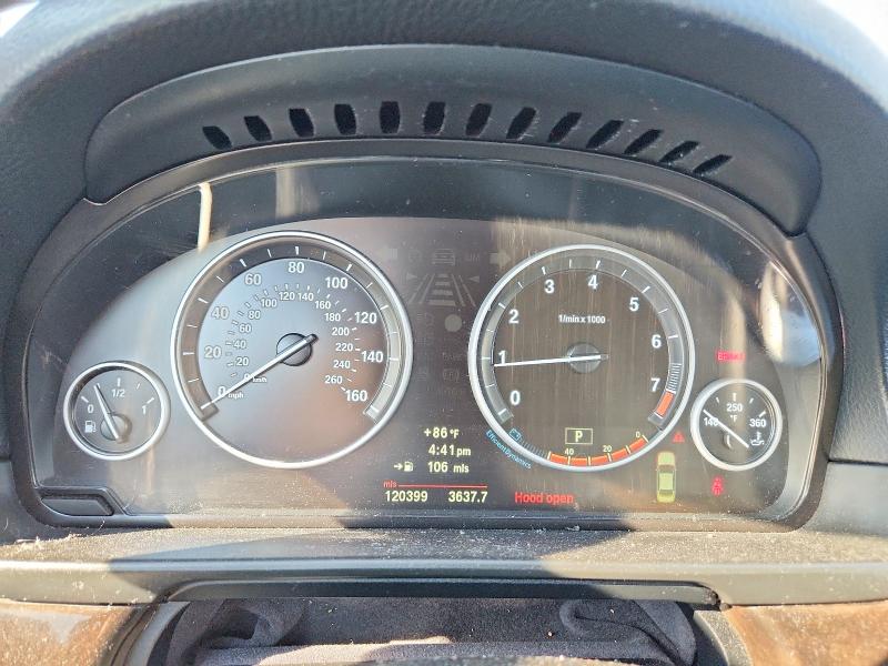 Photo 9 from auction – 2012 BMW 528 with VIN WBAXH5C52CDW09757