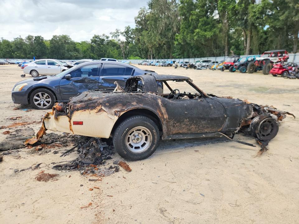 Фото 3 с аукциона – 1981 CHEVROLET CORVETTE с VIN 1G1AY8763BS412600
