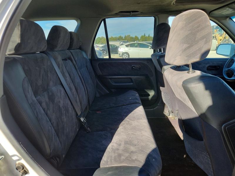 Photo 11 from auction – 2004 HONDA CR-V with VIN SHSRD78864U252561