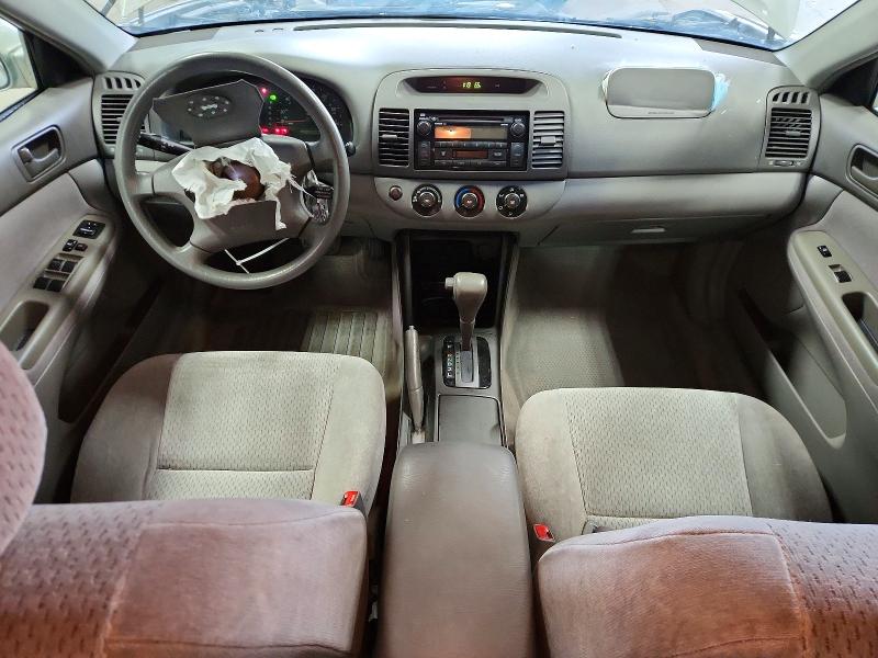 Photo 8 from auction – 2002 TOYOTA CAMRY with VIN 4T1BE32K12U019965