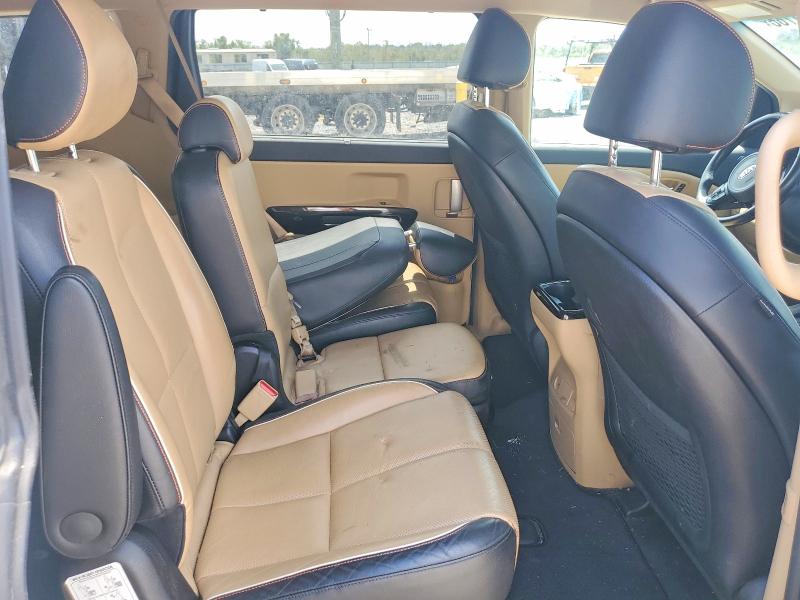 Photo 10 from auction – 2016 KIA SEDONA with VIN KNDMC5C19G6168494