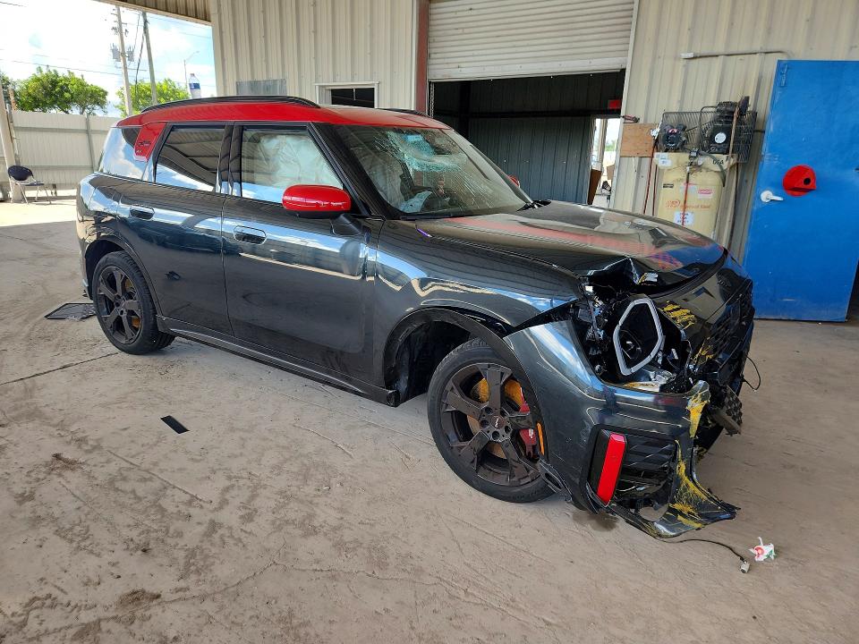 Photo 4 from auction – 2025 MINI COUNTRYMAN with VIN WMZ33GA09S7S96321
