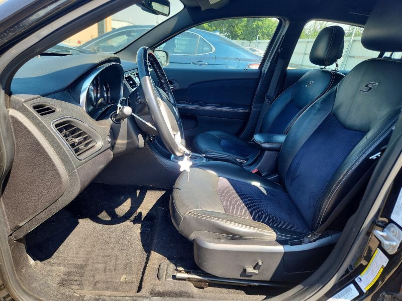 Photo 7 from auction – 2013 CHRYSLER 200 with VIN 1C3CCBCG3DN624199