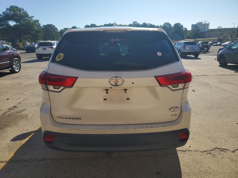 Photo 6 from auction – 2019 TOYOTA HIGHLANDER with VIN 5TDZZRFH7KS325324