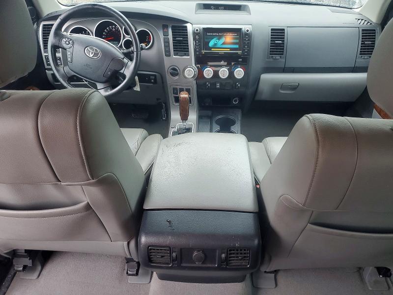 Photo 8 from auction – 2011 TOYOTA TUNDRA with VIN 5TFHW5F17BX160952