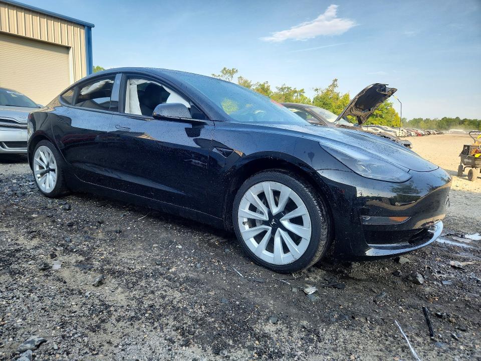 Photo 4 from auction – 2022 TESLA MODEL 3 with VIN 5YJ3E1EA4NF370267