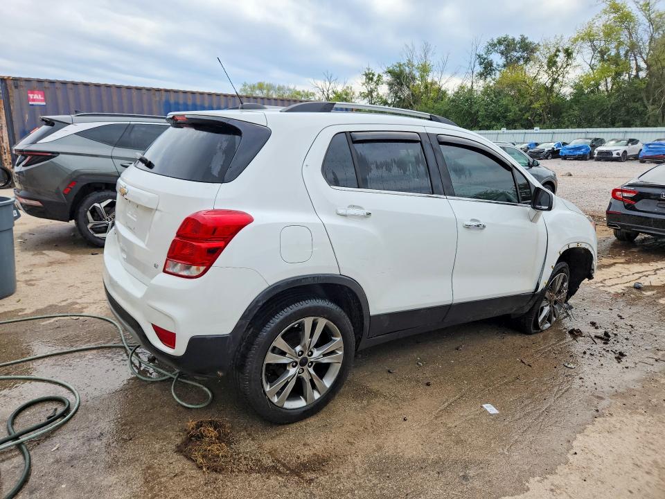Photo 3 from auction – 2020 CHEVROLET TRAX with VIN KL7CJPSBXLB078115