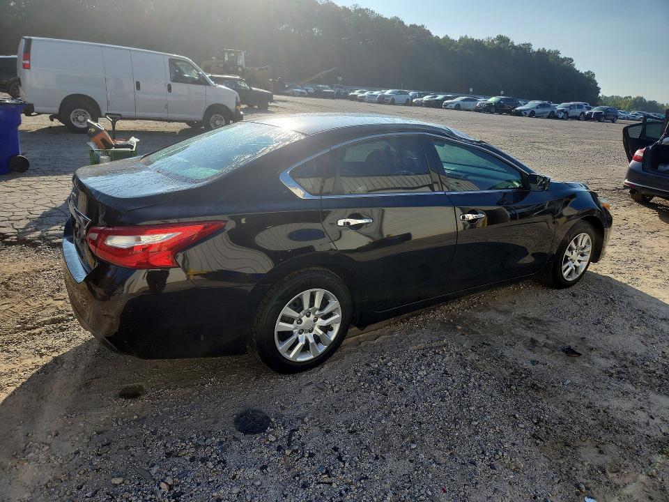 Снимка 3 от търг – 2016 NISSAN ALTIMA с VIN 1N4AL3AP4GN329974