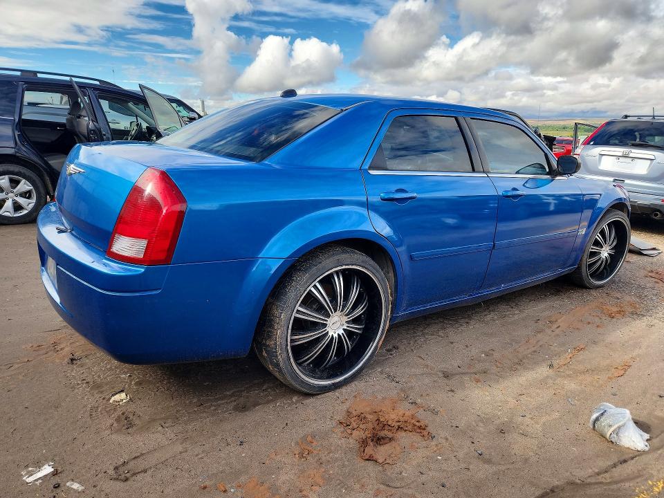Photo 3 from auction – 2006 CHRYSLER 300 with VIN 2C3KA43R36H109410