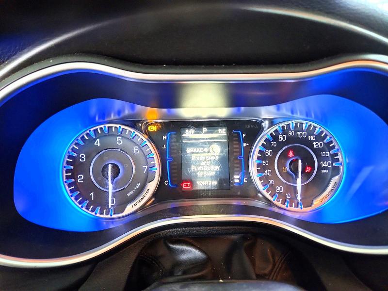 Фото 9 с аукциона – 2015 CHRYSLER 200 с VIN 1C3CCCAB7FN534845