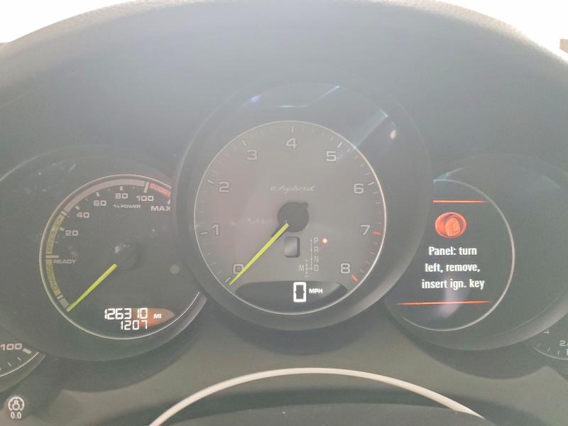 صورة رقم 9 من المزاد - 2015 PORSCHE CAYENNE مع VIN WP1AE2A2XFLA52534