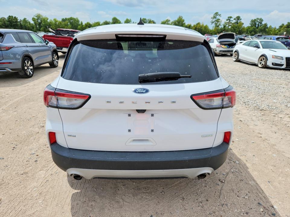 Photo 6 from auction – 2020 FORD ESCAPE with VIN 1FMCU0G69LUC02646