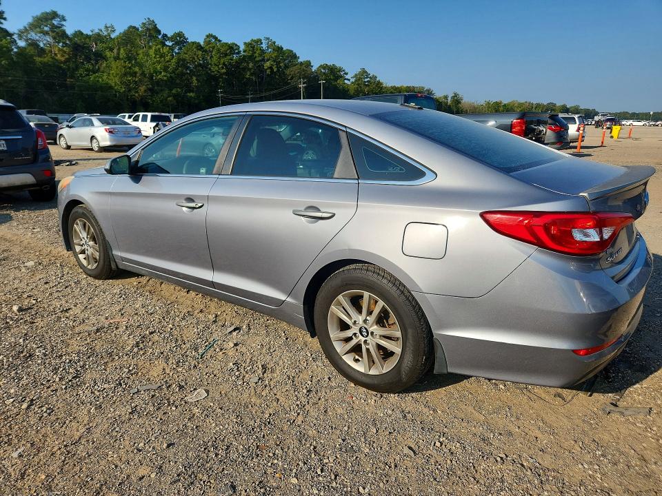 Photo 2 from auction – 2015 HYUNDAI SONATA with VIN 5NPE24AF0FH237366