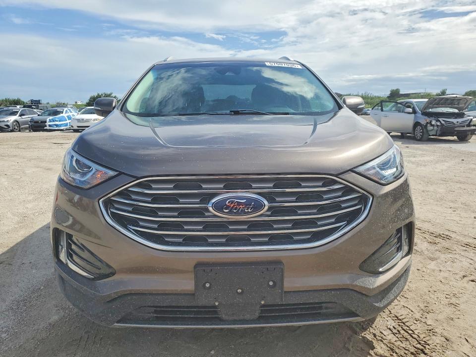 Снимка 5 от търг – 2019 FORD EDGE с VIN 2FMPK4J9XKBC05769