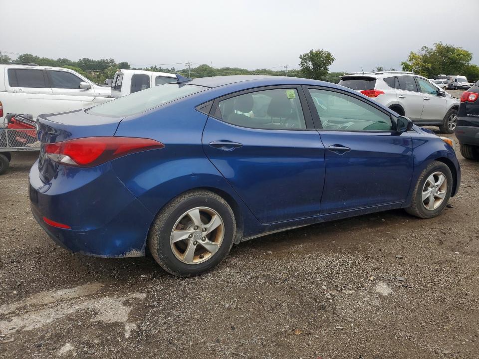 Photo 3 from auction – 2015 HYUNDAI ELANTRA with VIN 5NPDH4AE4FH586645