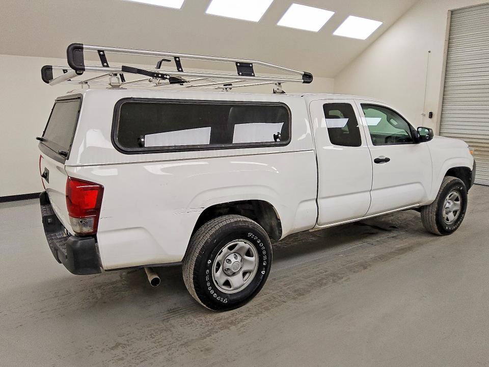 Photo 3 from auction – 2023 TOYOTA TACOMA with VIN 3TYRX5GN7PT070320