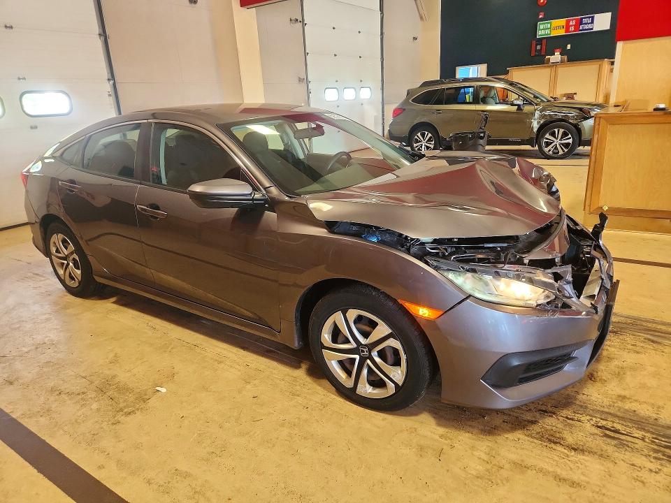 Снимка 4 от търг – 2016 HONDA CIVIC с VIN 19XFC2F51GE210740