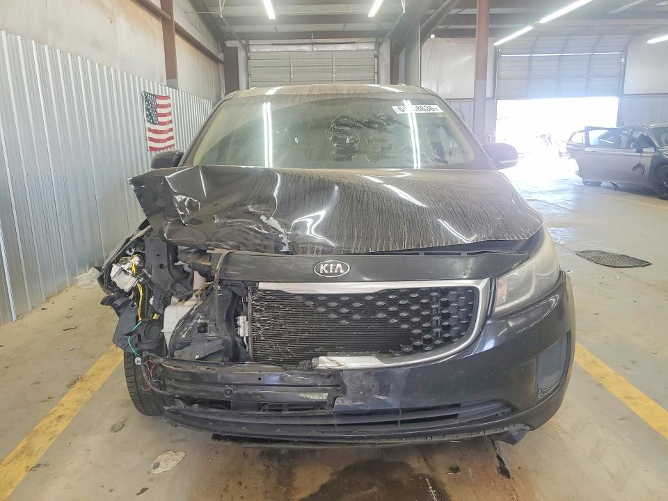 Photo 5 from auction – 2016 KIA SEDONA with VIN KNDMB5C13G6107368