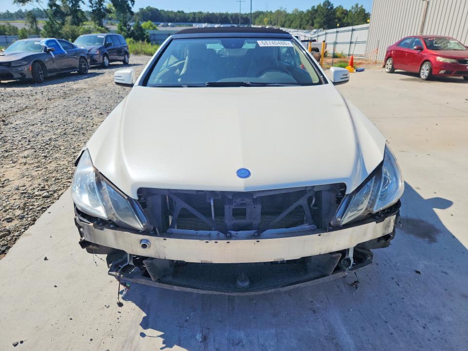 Photo 5 from auction – 2011 MERCEDES-BENZ E with VIN WDDKK5GF8BF058406
