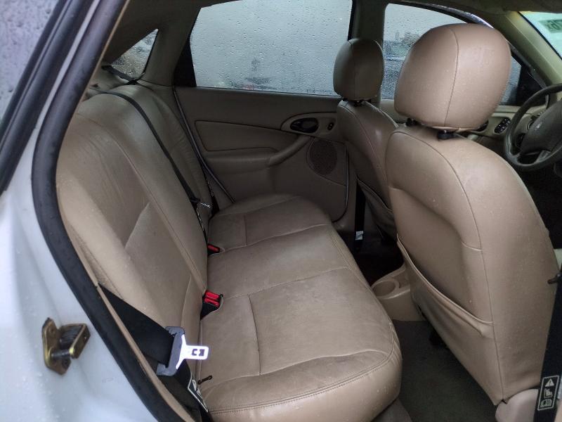 Photo 10 from auction – 2001 FORD FOCUS with VIN 1FAFP38371W209570