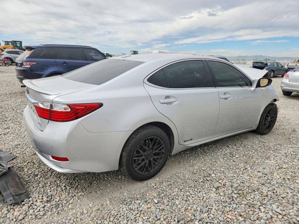 Photo 3 from auction – 2014 LEXUS ES with VIN JTHBW1GGXE2076528