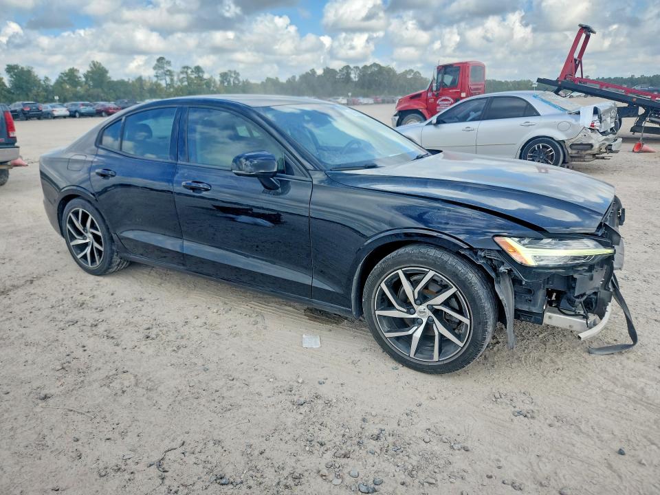 Photo 4 from auction – 2019 VOLVO S60 with VIN 7JR102FK6KG016935