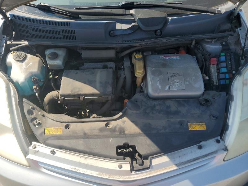 Photo 11 from auction – 2004 TOYOTA PRIUS with VIN JTDKB20U240108403