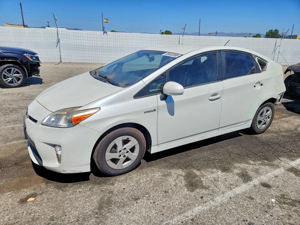 TOYOTA PRIUS 2015 with VIN JTDKN3DU5F1972639 - Photo from auction