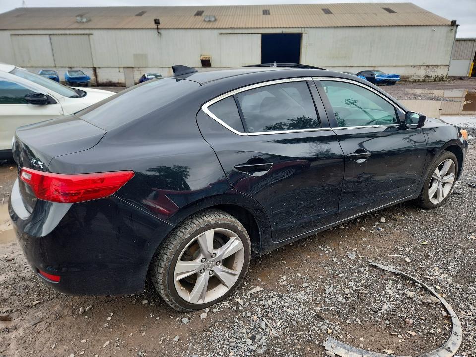 Снимка 3 от търг – 2013 ACURA ILX с VIN 19VDE1F71DE000396