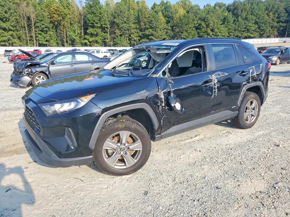 TOYOTA RAV4 2022 with VIN 4T3LWRFV0NU069552 - Photo from auction