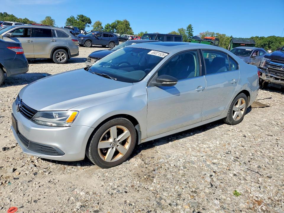 2013 VOLKSWAGEN JETTA - Търг №69321526