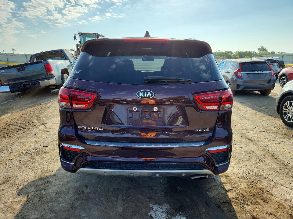 Photo 6 from auction – 2019 KIA SORENTO with VIN 5XYPKDA52KG464348