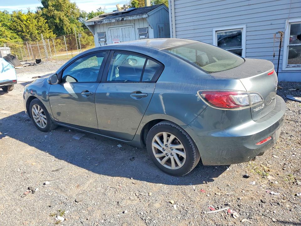 Foto 2 de la subasta – 2012 MAZDA 3 con VIN JM1BL1V82C1541554