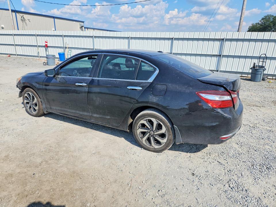 Photo 2 from auction – 2016 HONDA ACCORD with VIN 1HGCR2F79GA224487